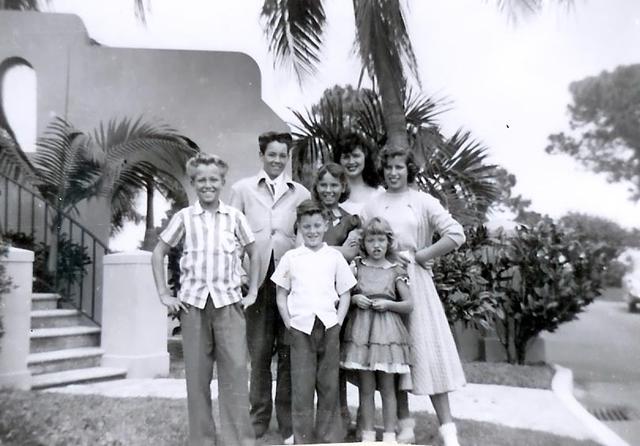 Ira, Freddie, Carol, Richard, Sharon, Marie & Utahna